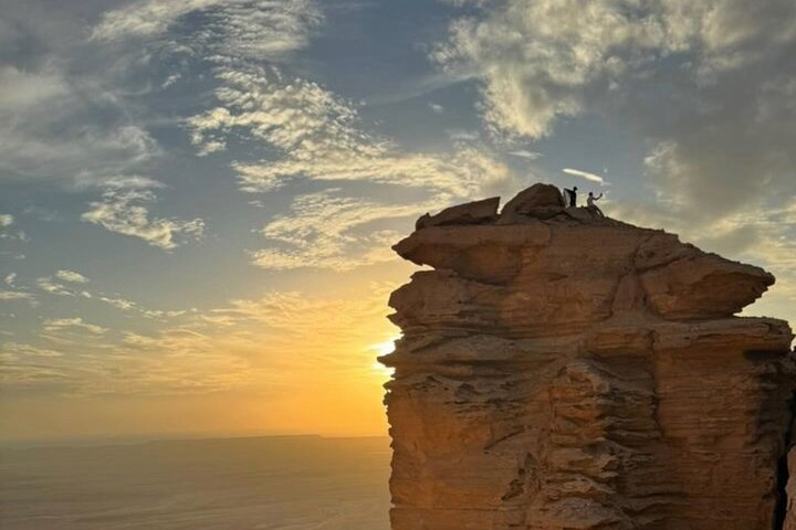 Private Trip to Edge Of The World Riyadh - Photo 1 of 5